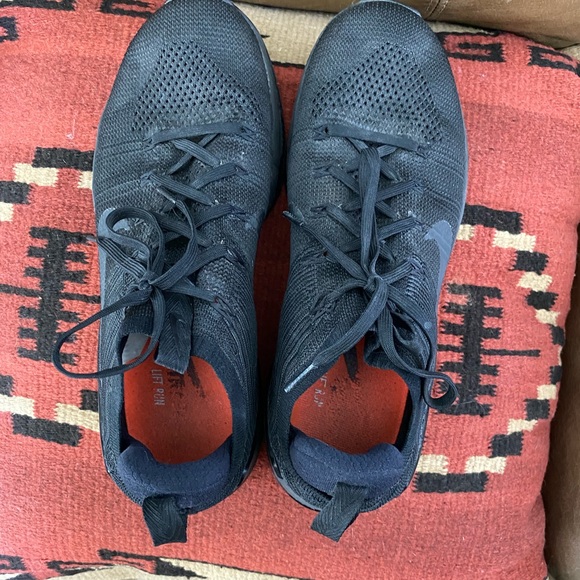 Mens Nike Metcon Shoes - Picture 2 of 4